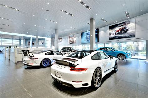Porsche redwood city - Aug 31, 2020 ... A man who was checking out high-end sports cars at a Redwood City Porsche dealership...